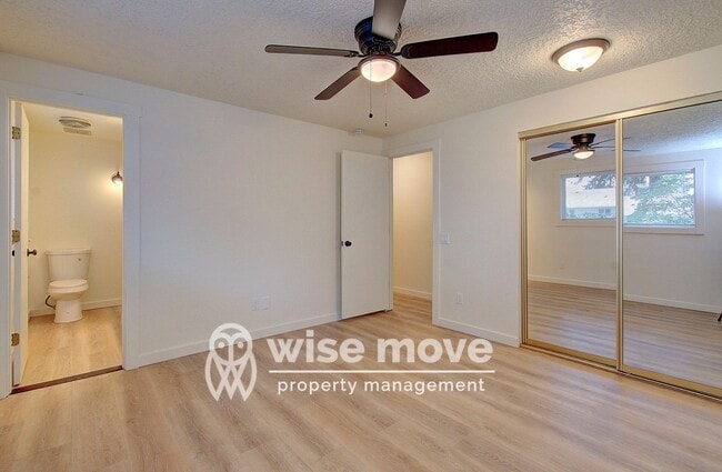 Building Photo - Newly Renovated 3 bedroom with HUGE yard