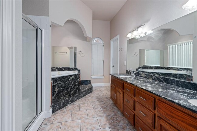 Building Photo - 6500 Riley Park Dr