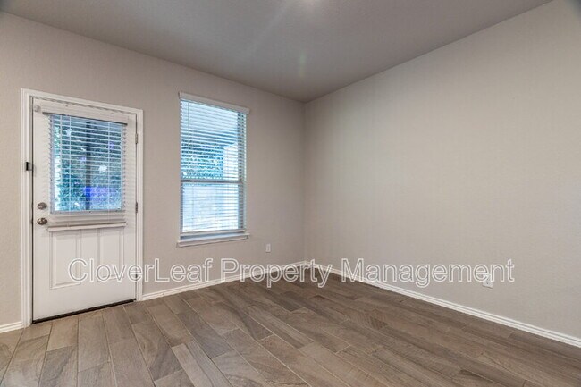 Building Photo - 5043 Segovia Way