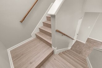 Building Photo - 8818 Iron Springs Dr