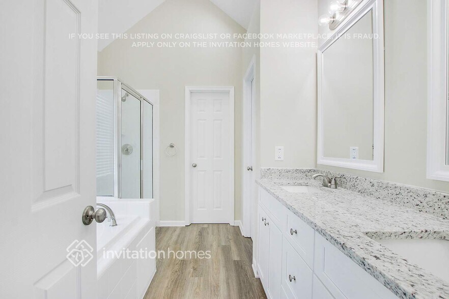 Building Photo - 2613 Jacobean Rd