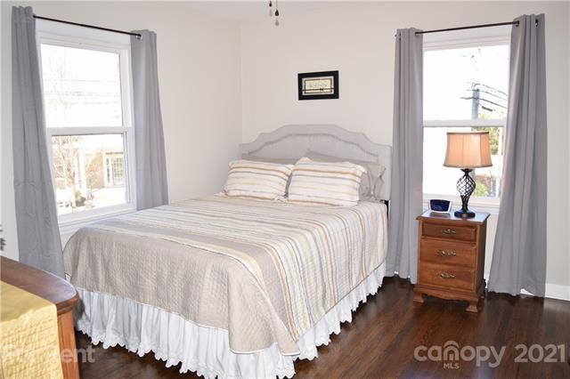 Building Photo - 201 Gamble St