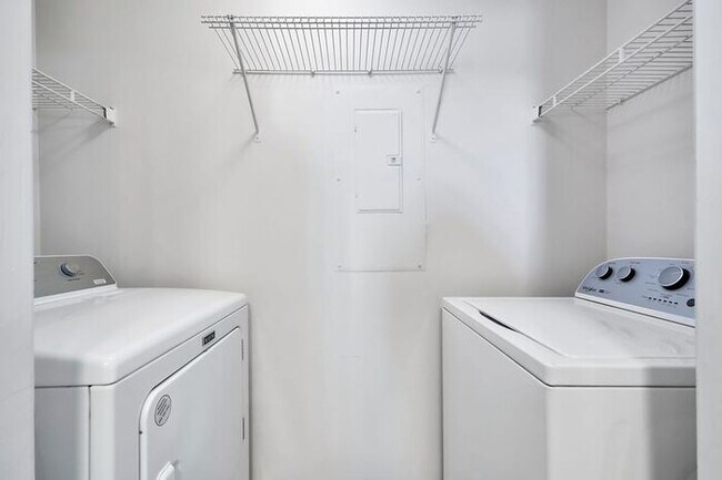 Building Photo - RENT SPECIAL! Freshly Painted! New Luxury Vinyl Plank Floors! Updated Lighting! Pool View Unit! C...