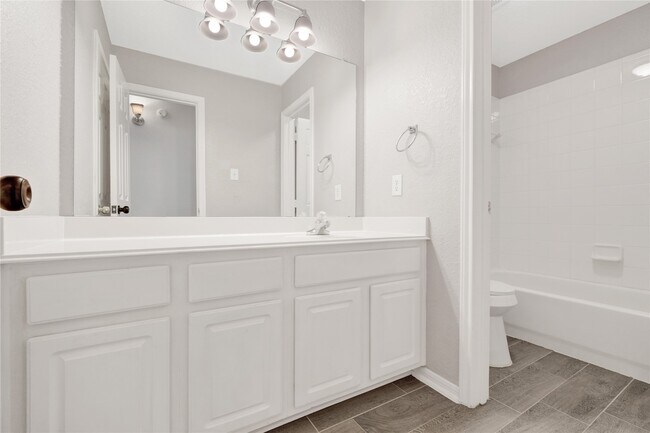Building Photo - 21510 Grand Hollow Ln