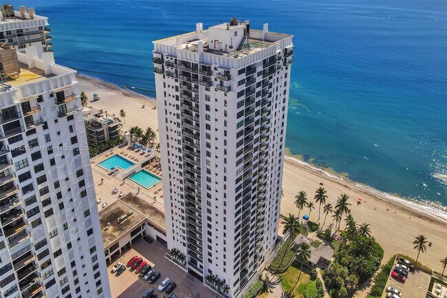 Building Photo - 2301 S Ocean Dr
