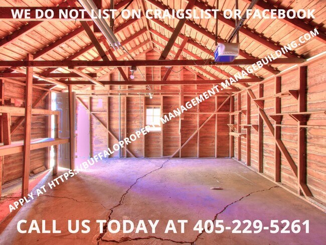 Building Photo - 2544 Cashion Pl