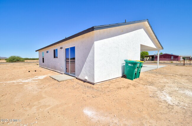 Building Photo - 3485 W Paraiso Dr