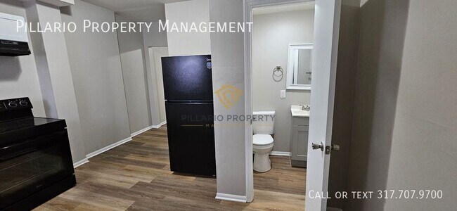 Building Photo - 933 N Dearborn St