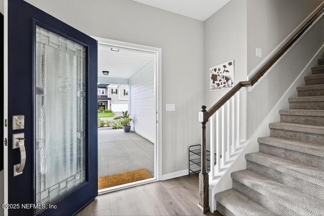 Building Photo - 542 Silver Landing Dr