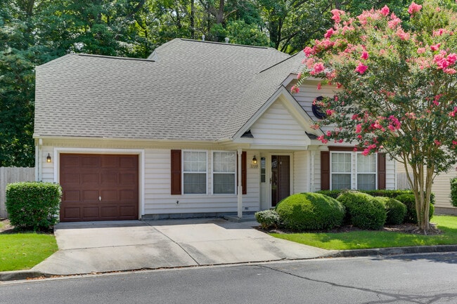Building Photo - 1133 Lady Ashley Dr