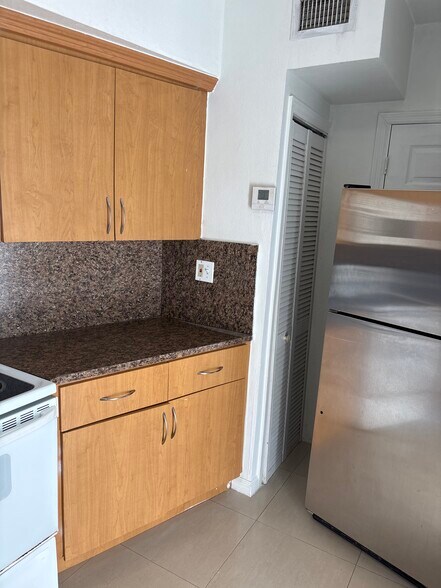 Building Photo - 360 NW 58th Ave