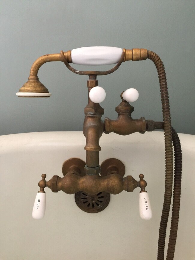 Building Photo - 1915-1919 Berkeley Way