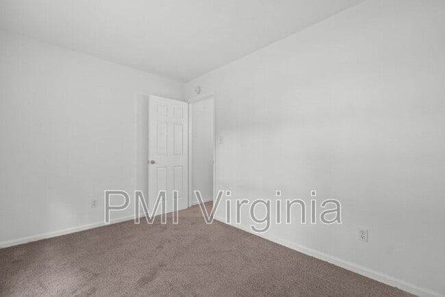 Building Photo - 3772 Pepperwood Ct