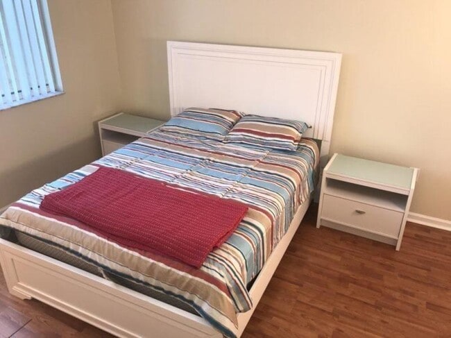 Building Photo - 1000 Scotia Dr