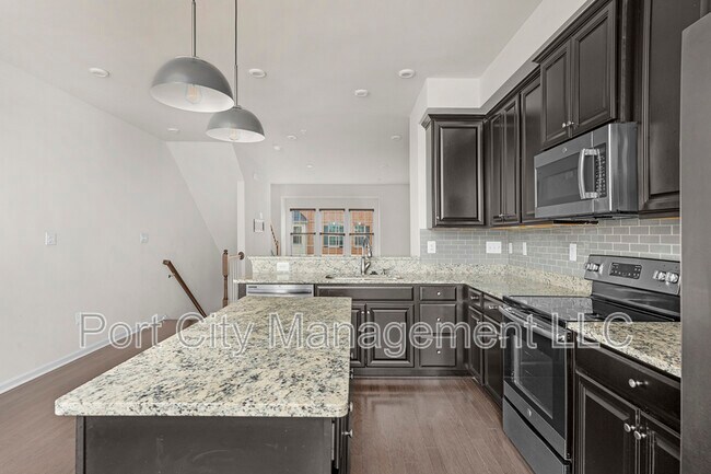 Building Photo - 4613 Marlene Mews