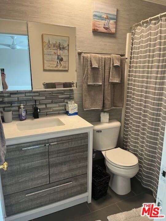 Building Photo - 6400 Pacific Ave