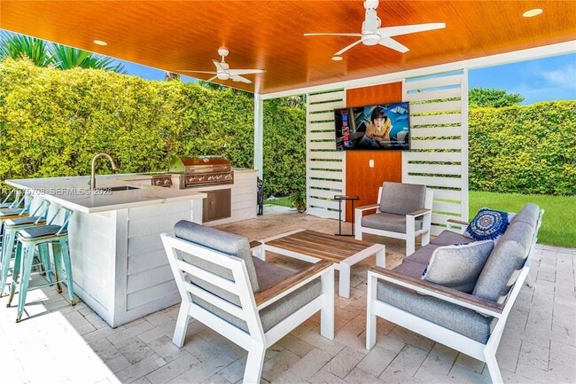 Building Photo - 16550 SW 77th Ct