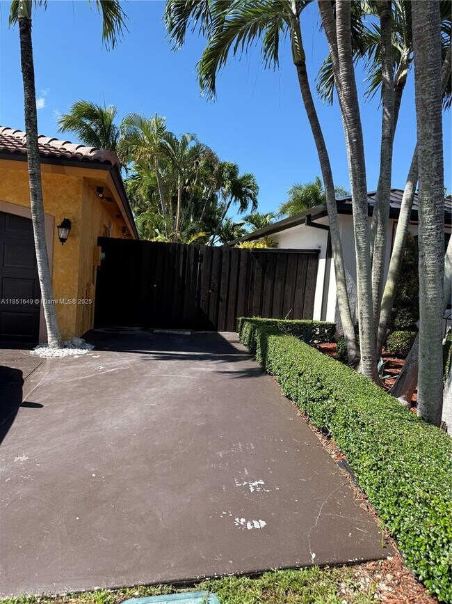 Building Photo - 15359 SW 172nd Terrace