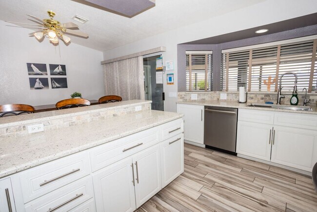 Building Photo - 3 BEDROOM 2 BATH 2 CAR GARAGE POOL HOME W/...