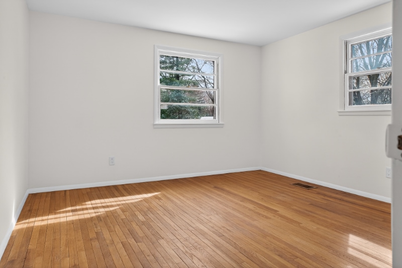 Building Photo - 2007 W 75th Pl