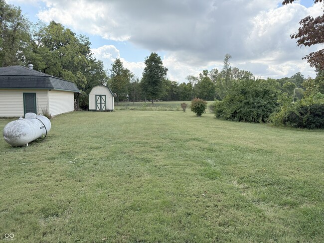 Building Photo - 5751 Broyles Rd