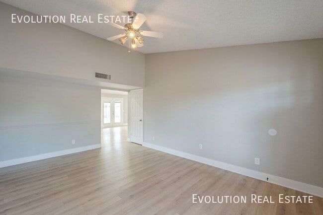 Building Photo - 6443 E Sandra Terrace