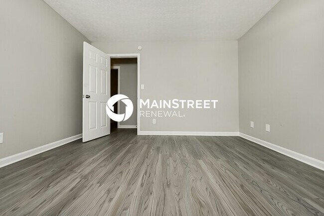 Building Photo - 3 Bedroom Pet-Friendly Home in Jonesboro, GA with Main Street Renewal