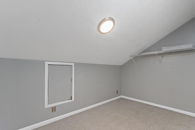 Building Photo - 6926 SW 45th Ave