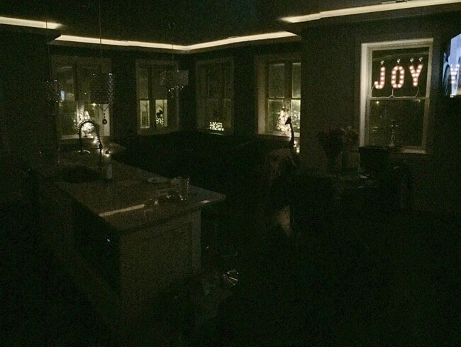 Building Photo - 4234 S Ellis Ave