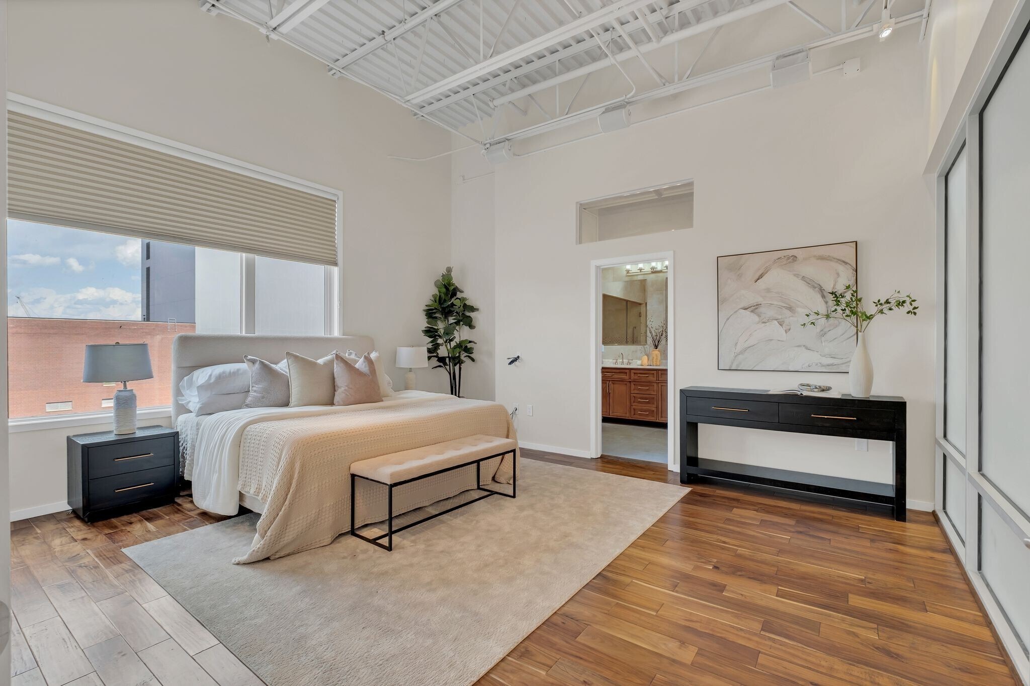 Building Photo - 309 Church St