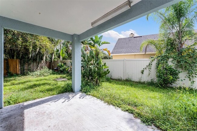 Building Photo - 4033 Forest Island Dr
