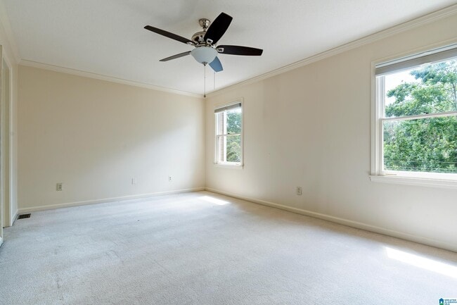 Building Photo - 1659 Ashwood Ln