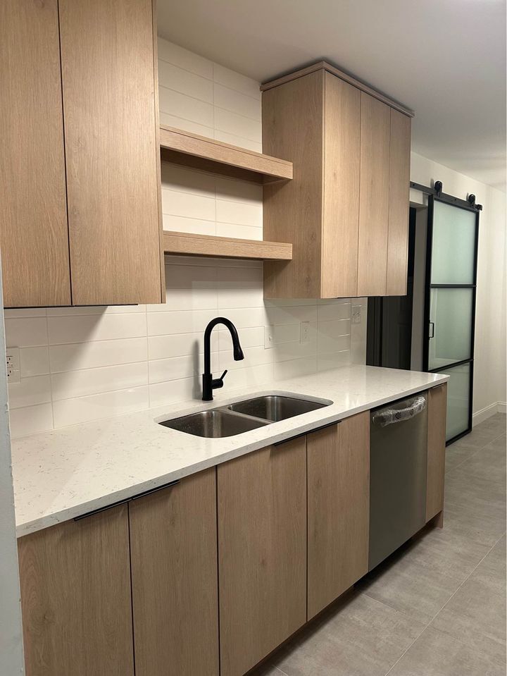 Building Photo - 3940 Halehaven Dr