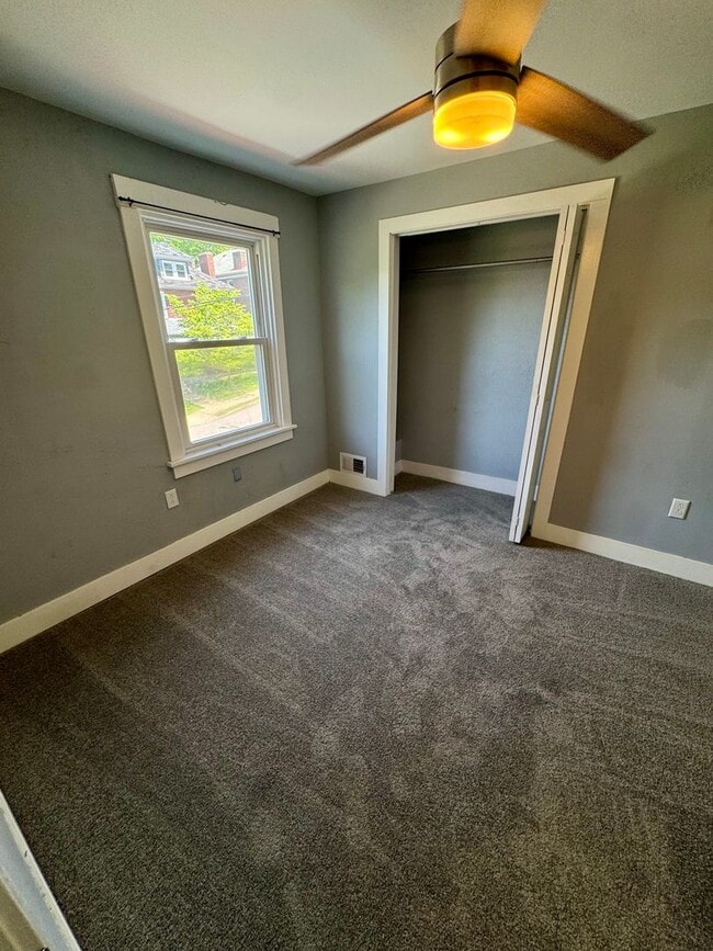 Building Photo - Open Concept 3 Bed 1.5 Bath in Swissville!