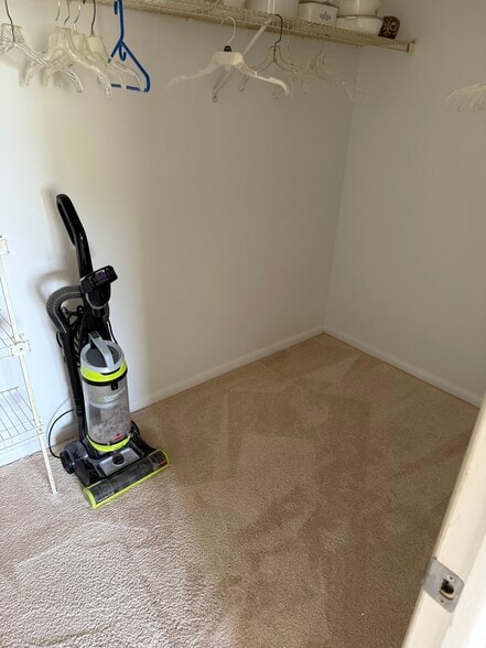 Walk in closet - 126 S Cypress Rd