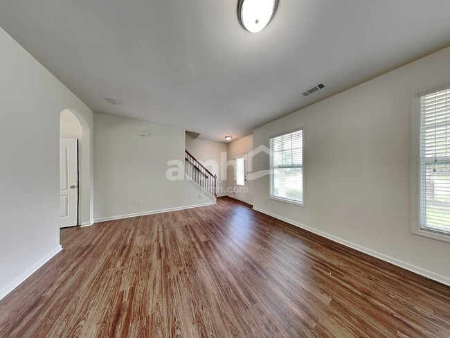 Building Photo - 2222 Kingstree Dr