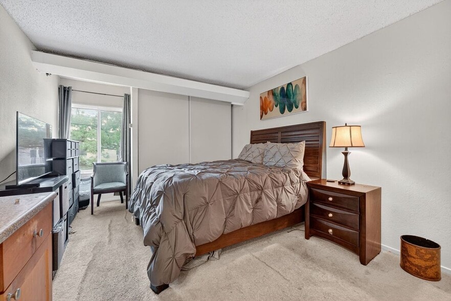 Building Photo - 60 S Van Dorn St