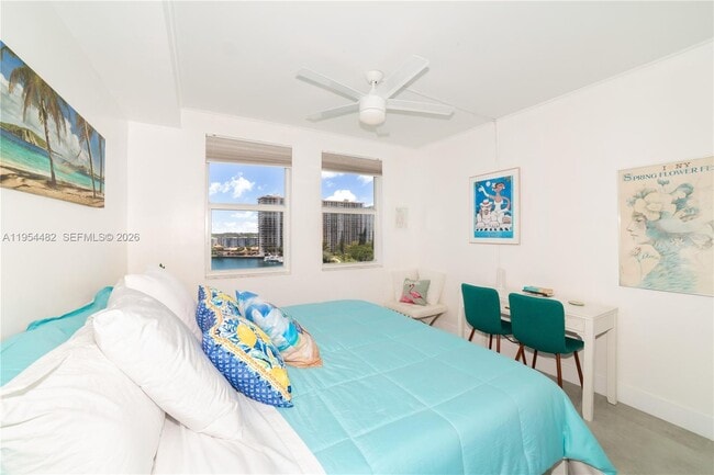 Building Photo - 17150 N Bay Rd