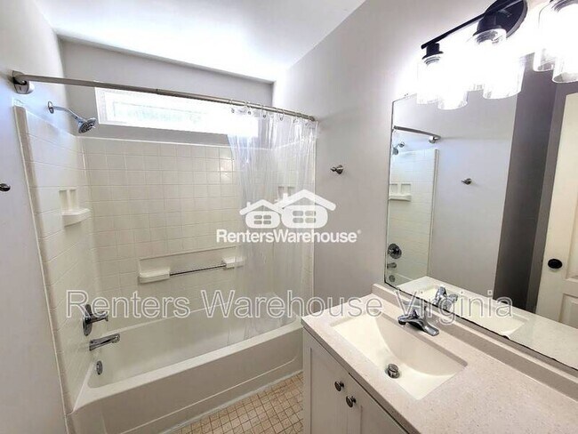 Building Photo - 2135 Sunset Maple Ln