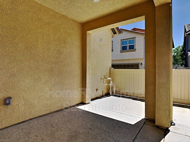 Building Photo - 1169 Knox Way