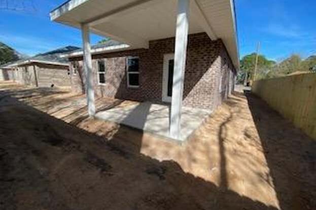 Building Photo - 60 Brenda Ln