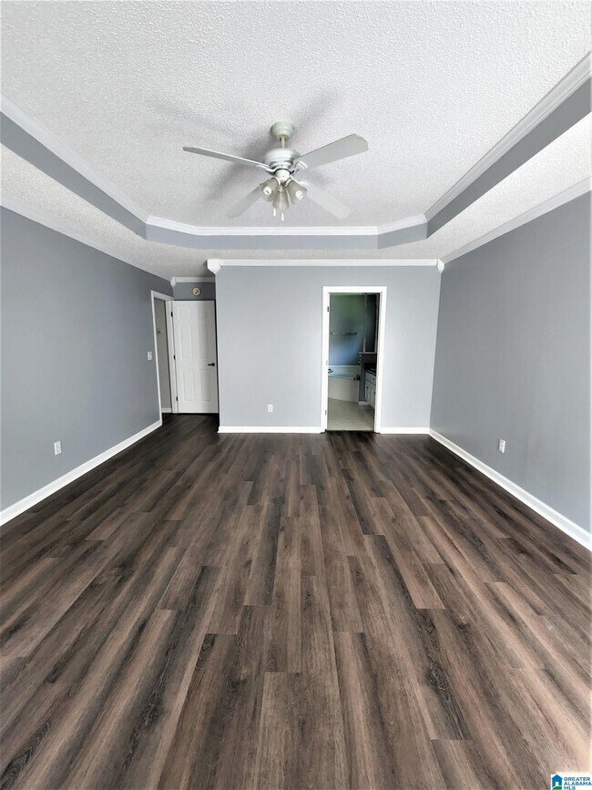 Building Photo - 3013 Bowron Rd