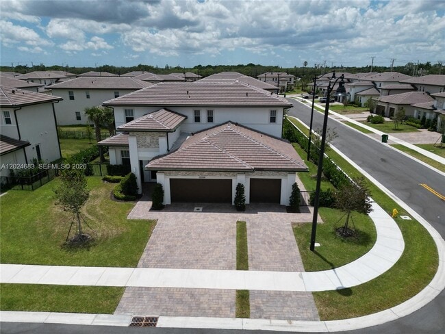 Building Photo - 12336 Green Oak Dr
