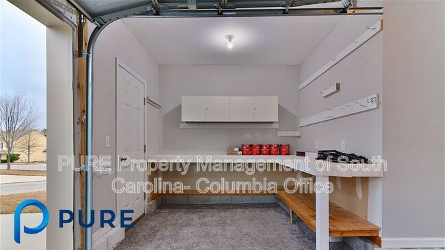 Building Photo - 995 Yarrow Ln