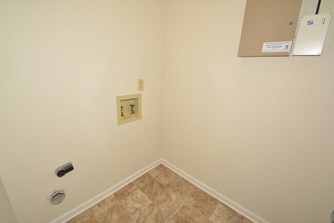 Building Photo - 1829 Maradona Dr