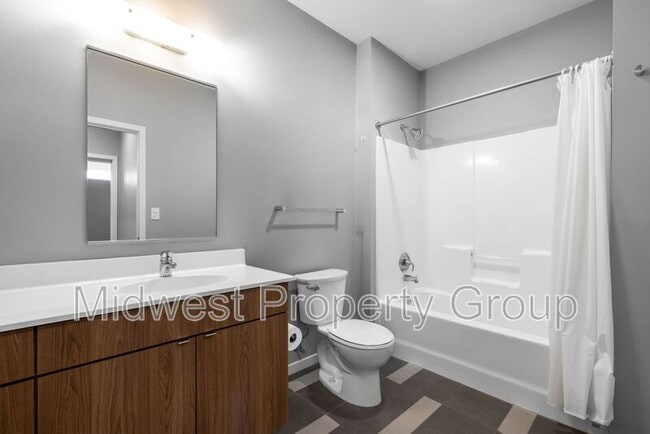 Building Photo - 4100 Lindell Blvd