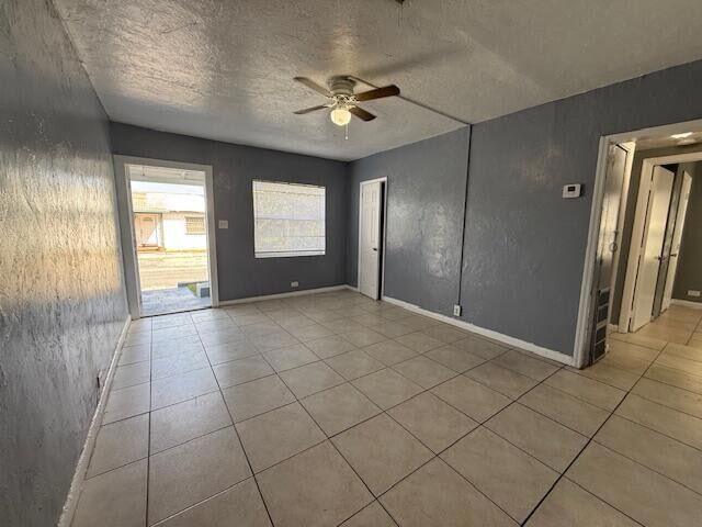 Building Photo - 1913 Division Ave