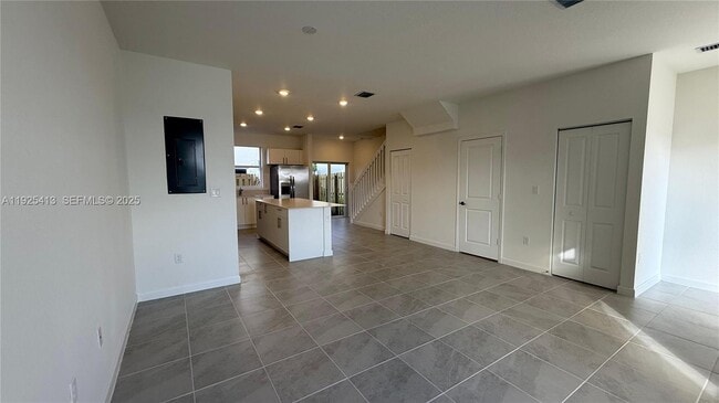 Building Photo - 1096 NW 2nd Ter