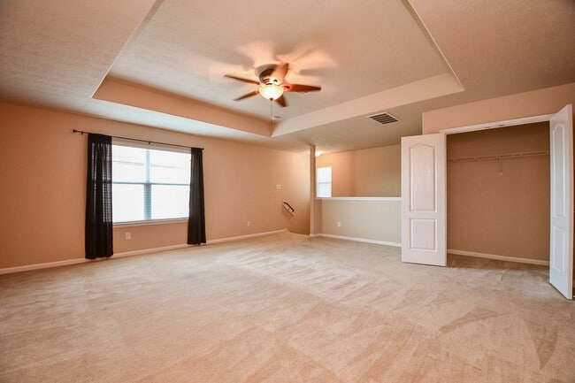 Building Photo - 22418 Lavaca Ranch Ln
