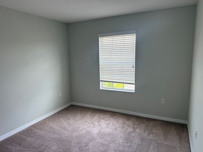 Building Photo - 10769 Savannah Landing Cir